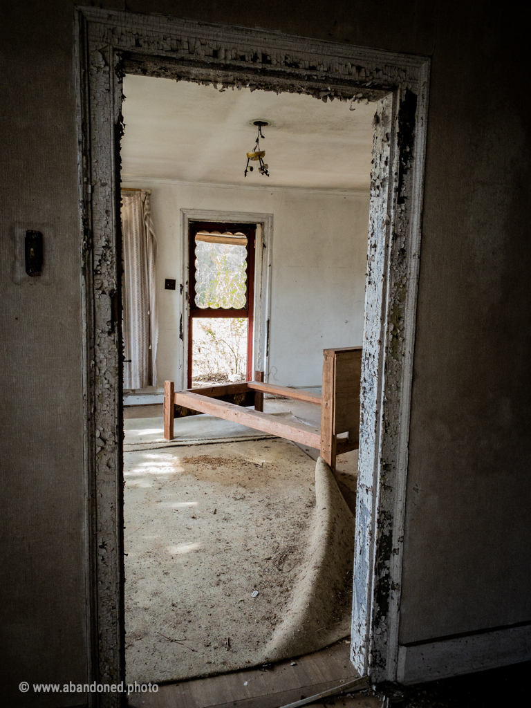 Abandoned Hwy 321 House