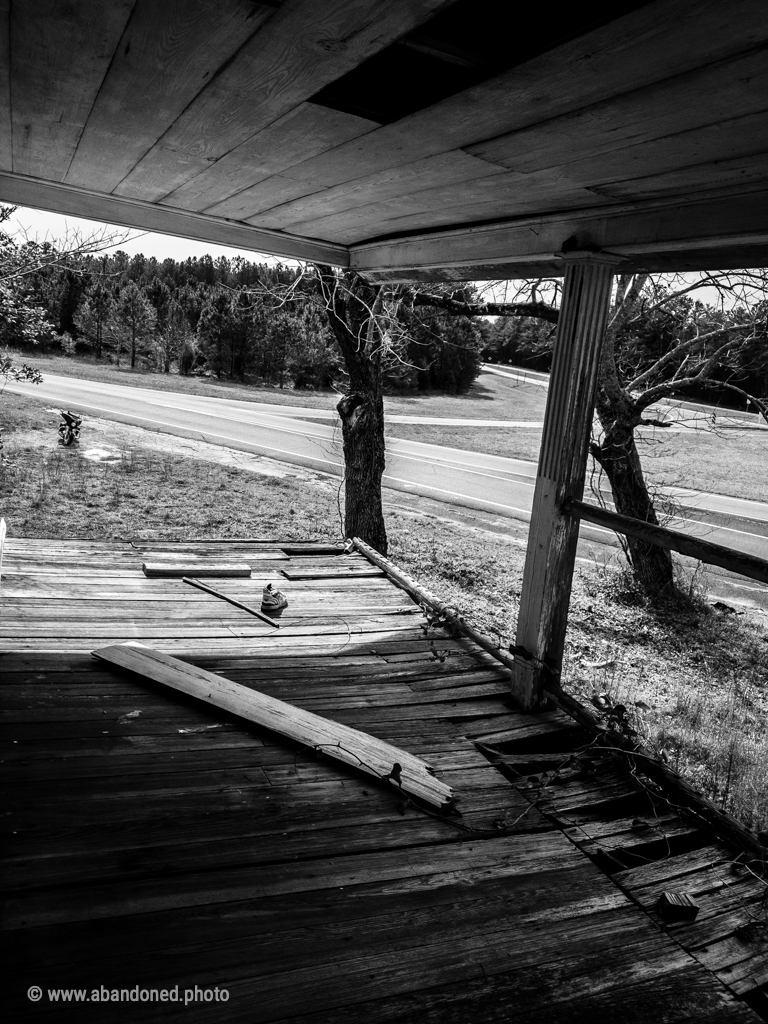 Abandoned Hwy 321 House