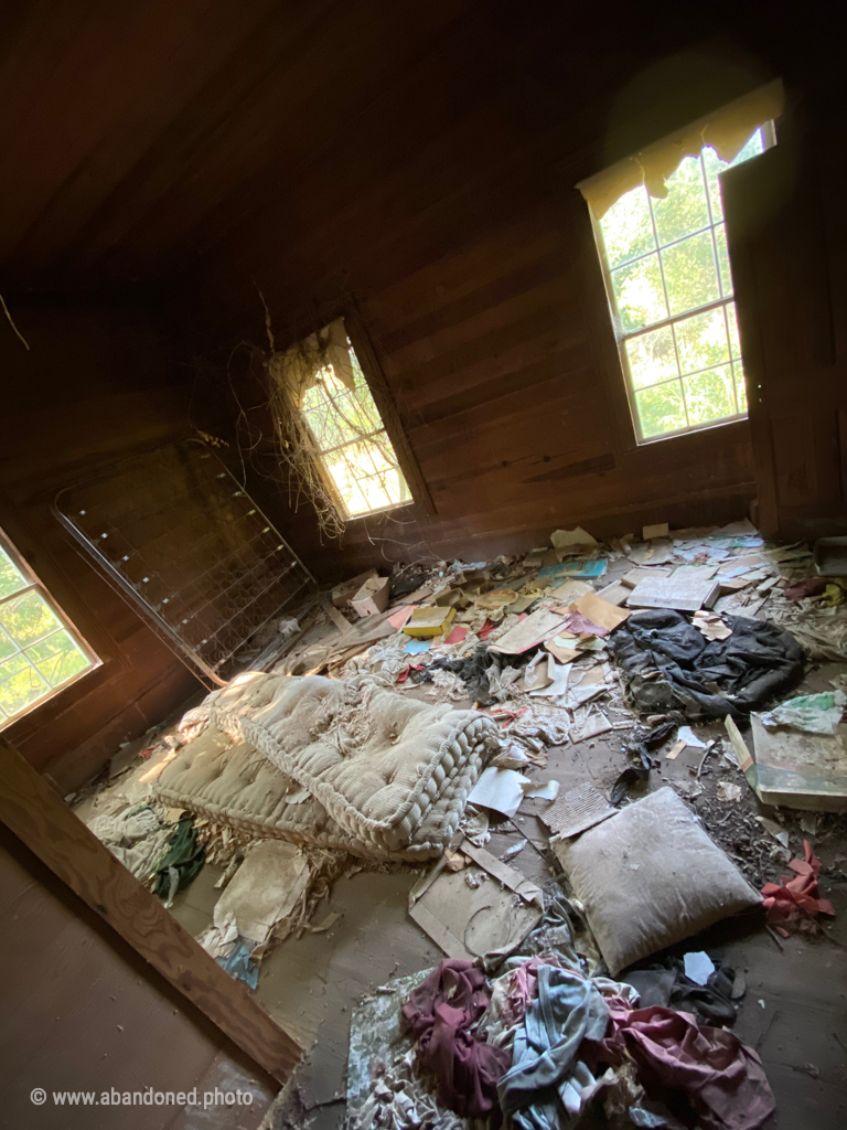 Abandoned Parr Farm House